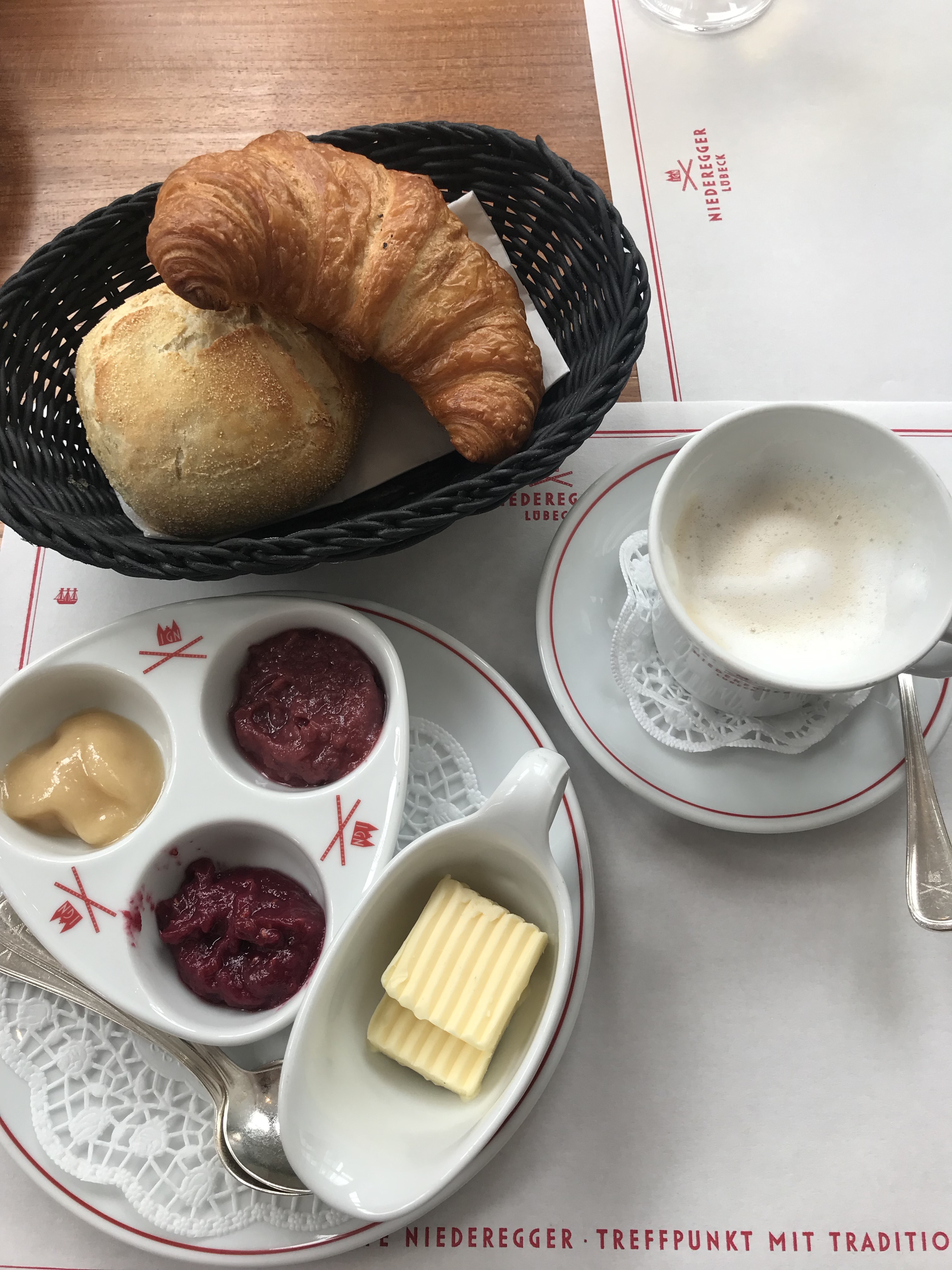 colazione-marzapane-café-niederegger-lubecca-germania
